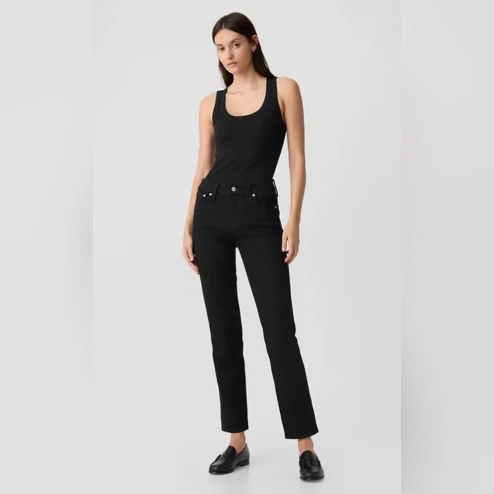 GAP Mid Rise Classic Straight Stretch Cigarette Jeans Black Size 30/10 NWT RT$80
